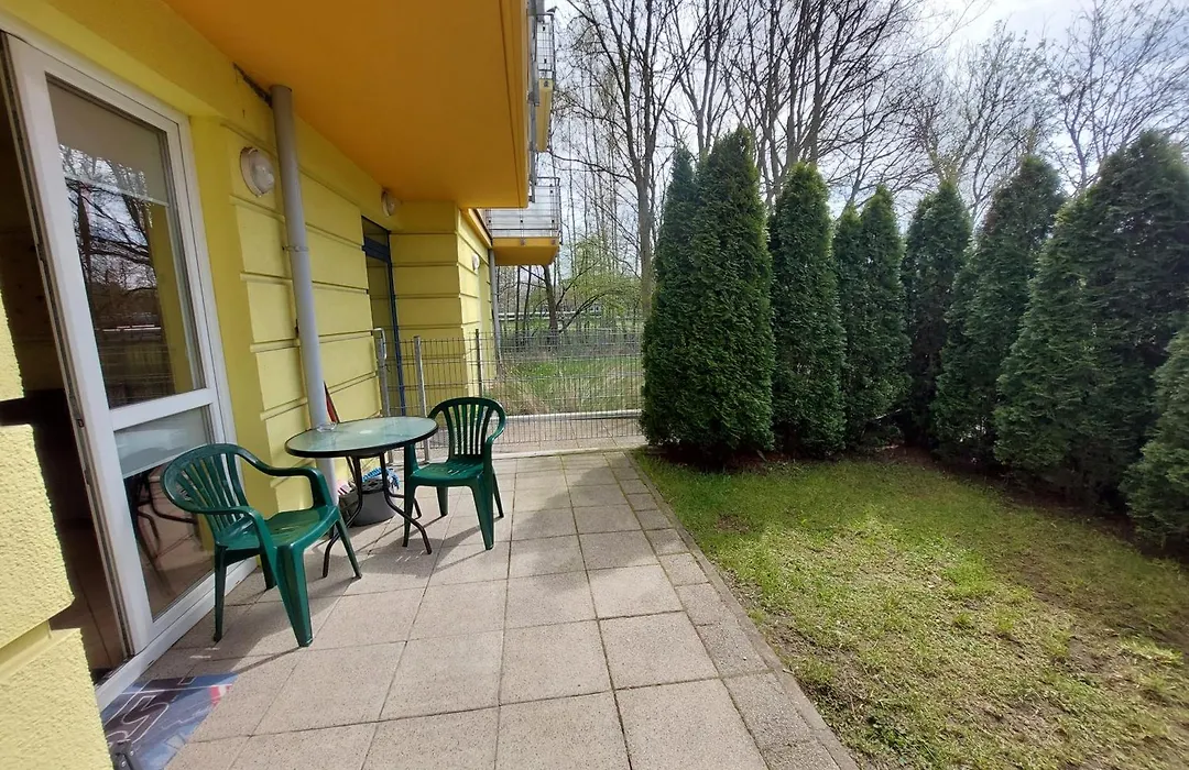 Apartament z Ogródkiem-1