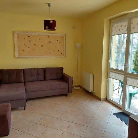 Apartament z Ogródkiem-3